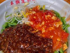 特色三合一-手擀菠菜面(西康路店)
