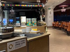 -荣誉国际酒店-云顶旋转餐厅