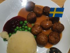 -宜家家居(四元桥商场店)