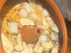 -花菇朵·云山雀 ll 野生菌锅·野果酸汤·精品滇菜(万柳店)