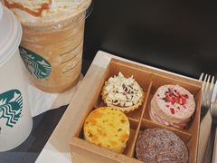 -星巴克臻选(成都环球乐天店)