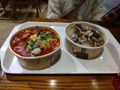 -何记花甲(海岸城旗舰店)