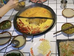 -巴卤社老火锅(财富店)