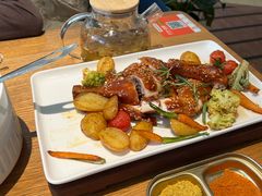 -花舍·新派粤菜·西餐·下午茶(亚运村·鸟巢店)