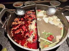 -三出山火锅(南京万象天地店)