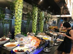 -圣丰索菲特·2 On 988 Café 自助餐厅