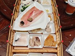 -香麒园·过桥米线·南湖雅宴