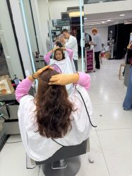 -乾健·烫染·接发SALON