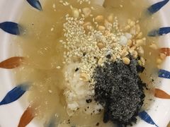 -正南齐北·老街糯米团(洪崖洞店)