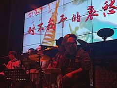 -胡桃里乐队酒馆(鎏嘉码头店)