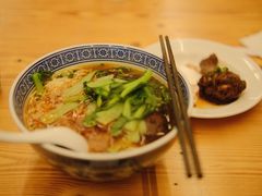 -沪西老弄堂面馆(定西路店)