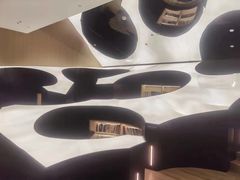 -涨巢·潮玩水疗局