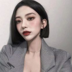 -苑苑发型设计