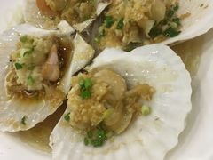 蒜蓉粉丝蒸扇贝-和记小菜(东方店)