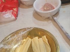 -尚品海鲜肥牛自助火锅(湖明店)