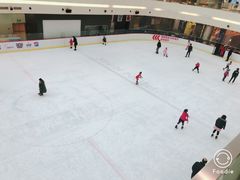 -冠军冰场CHAMPION RINK(百年港湾奥特莱斯店)
