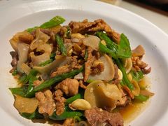 -佬麻雀·剁椒鱼头(京基KK One店)