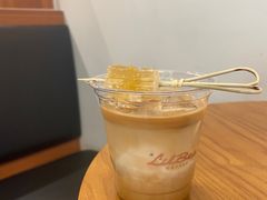 Bee的蜂巢拿铁-LilBee Coffee