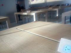 -Apple零售店(华贸购物中心店)