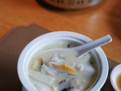 松茸花胶黄鱼羹-新荣记(西溪湿地店)