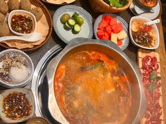 -老凯俚酸汤鱼(多彩城店)