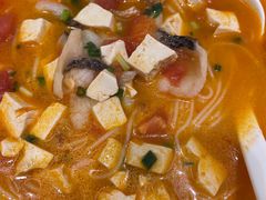 -粉小主·贵州酸汤牛肉粉(南京仙林金鹰店)