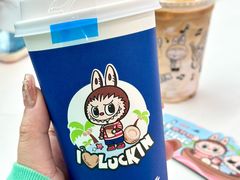 -瑞幸咖啡(沃尔玛华侨城店)