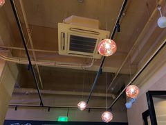 -Ambra Haus琥珀屋精酿餐厅(宝山店)