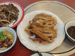 -聚首堂·特色小吃·肘子(什刹海德胜门店)