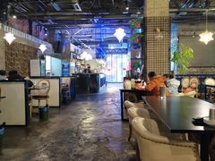 大堂-西街夜油条·麻团包乌饭