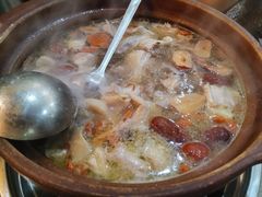 -东记炭炉·海鲜鸡煲(龙华店)