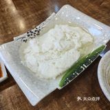 才发现开的新店就在沃尔玛超市入口旁边