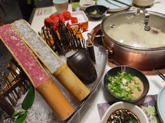 -洪氏嗨捞·猪肚鸡火锅(阳光天地店)