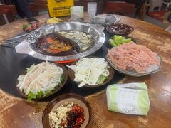 -重庆故事姊妹老火锅(财经学院店)