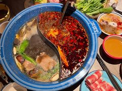重庆红油经典鸳鸯锅-王歘歘·chuǎ火锅(五道营店)