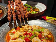-辣尚瘾·烤鱼·新川菜(牡丹园直营店)