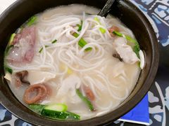 -桥香园过桥米线(国贸店)