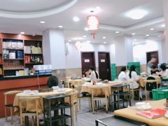 -濠轩阁特色生蚝火锅(水湾路店)