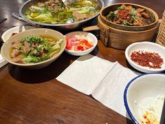 -谢老五跷脚牛肉·非遗传承店
