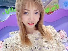 -HITOMI希多蜜美瞳(凯德晶萃店)