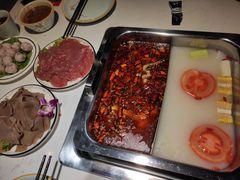 -渝蛙先生领鲜美蛙老火锅