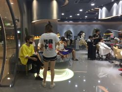 大厅-和良形象