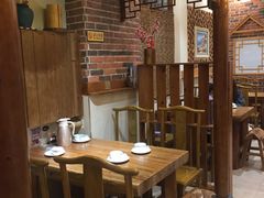 大堂-东来菜馆•手抓海鲜家常菜•海鲜锅贴(鸽子窝店)