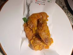 绿茶蛋黄鸡翅-绿茶餐厅(杭州黄龙K-lab店)
