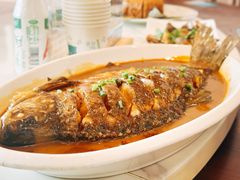 -品鲜村农家菜·阳澄湖大闸蟹(总店)