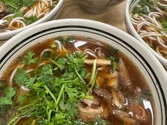 -小马牛肉面·牛骨熬制(南京博物院店)