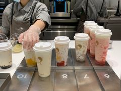 -喜茶(杭州滨江宝龙店)