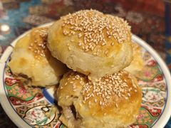 烤包子-乡村馕坑肉·烧烤·新疆菜·本地人更爱吃(阿勒泰首店)