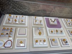 -品真阁(西直门凯德MALL店)