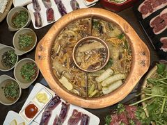 -滇釜火锅·能喝汤的火锅(车公庄店)